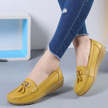Load image into Gallery viewer, Women Ballet Shoes Flats Cut Out Leather Breathbale Moccains Women Boat Shoes Ballerina Ladies Shoes